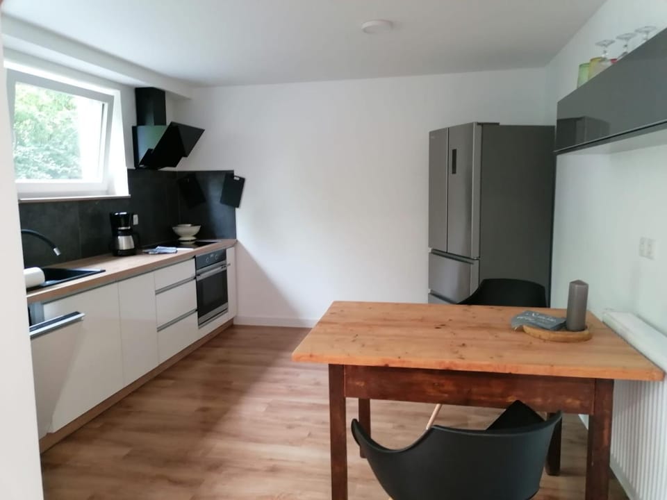 Dining area, Communal kitchen, kitchen