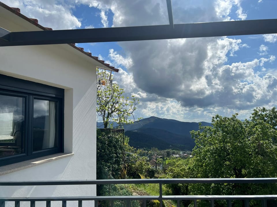 Property building, Summer, Balcony/Terrace, Garden view, Landmark view, Mountain view, Inner courtyard view, sunbed