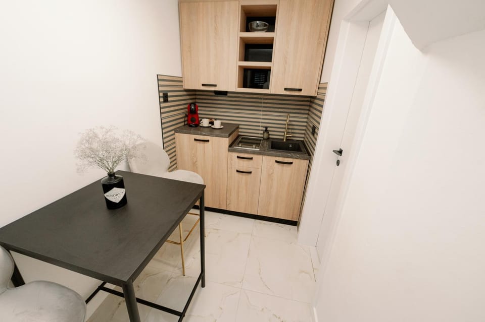 Mediterranean Oasis Old Town Split Apartment in Split