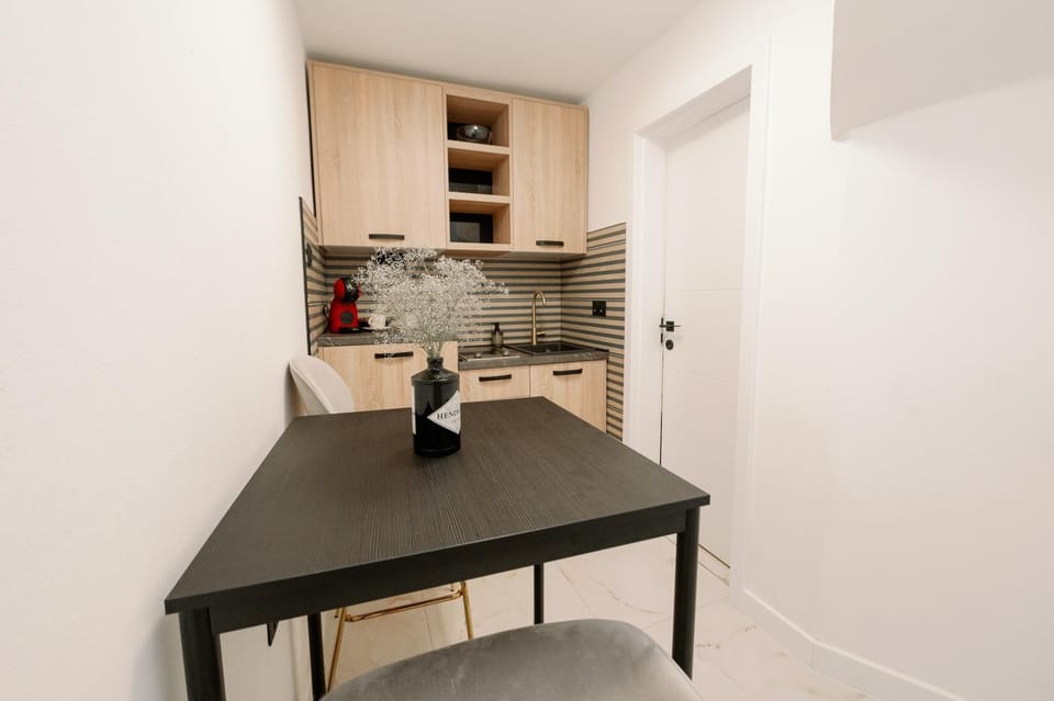 Mediterranean Oasis Old Town Split Apartment in Split