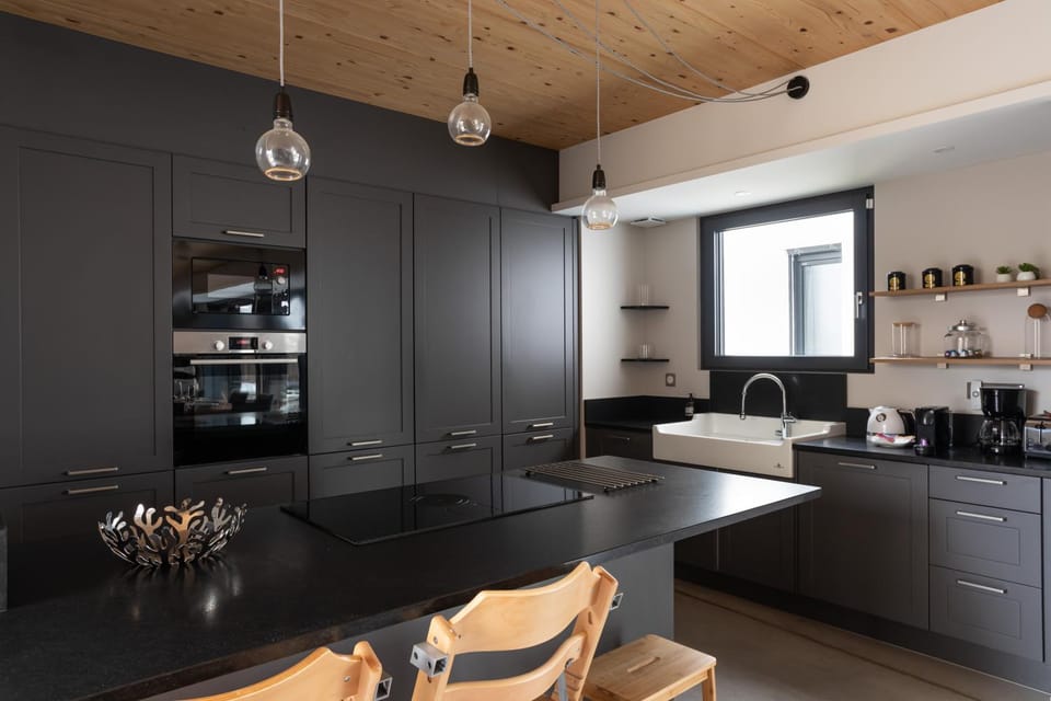 Kitchen or kitchenette, stove