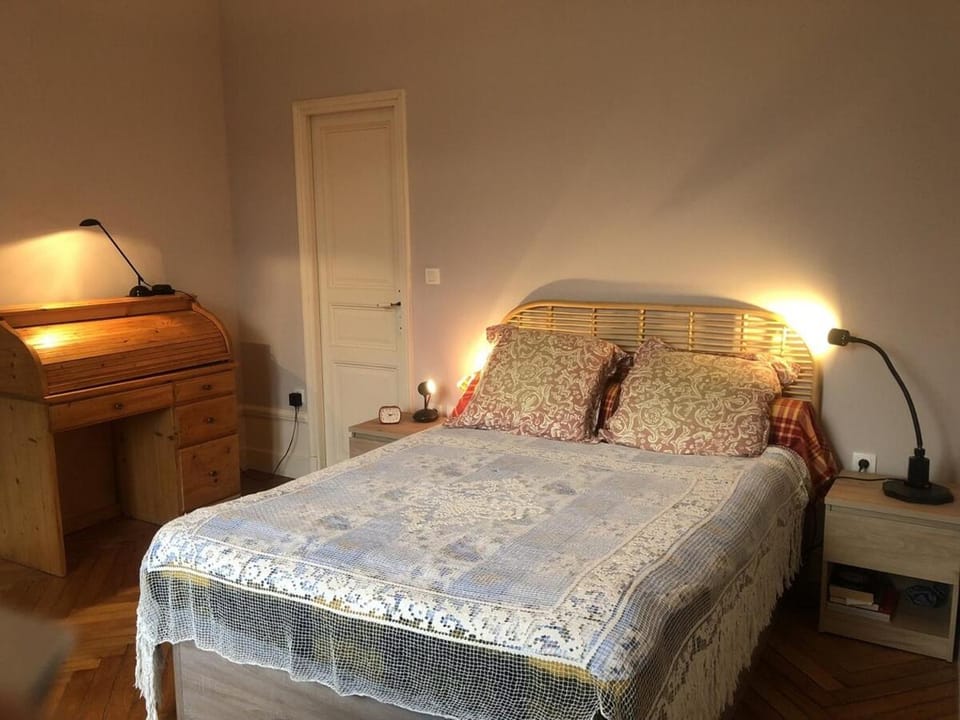 Bed, Bedroom