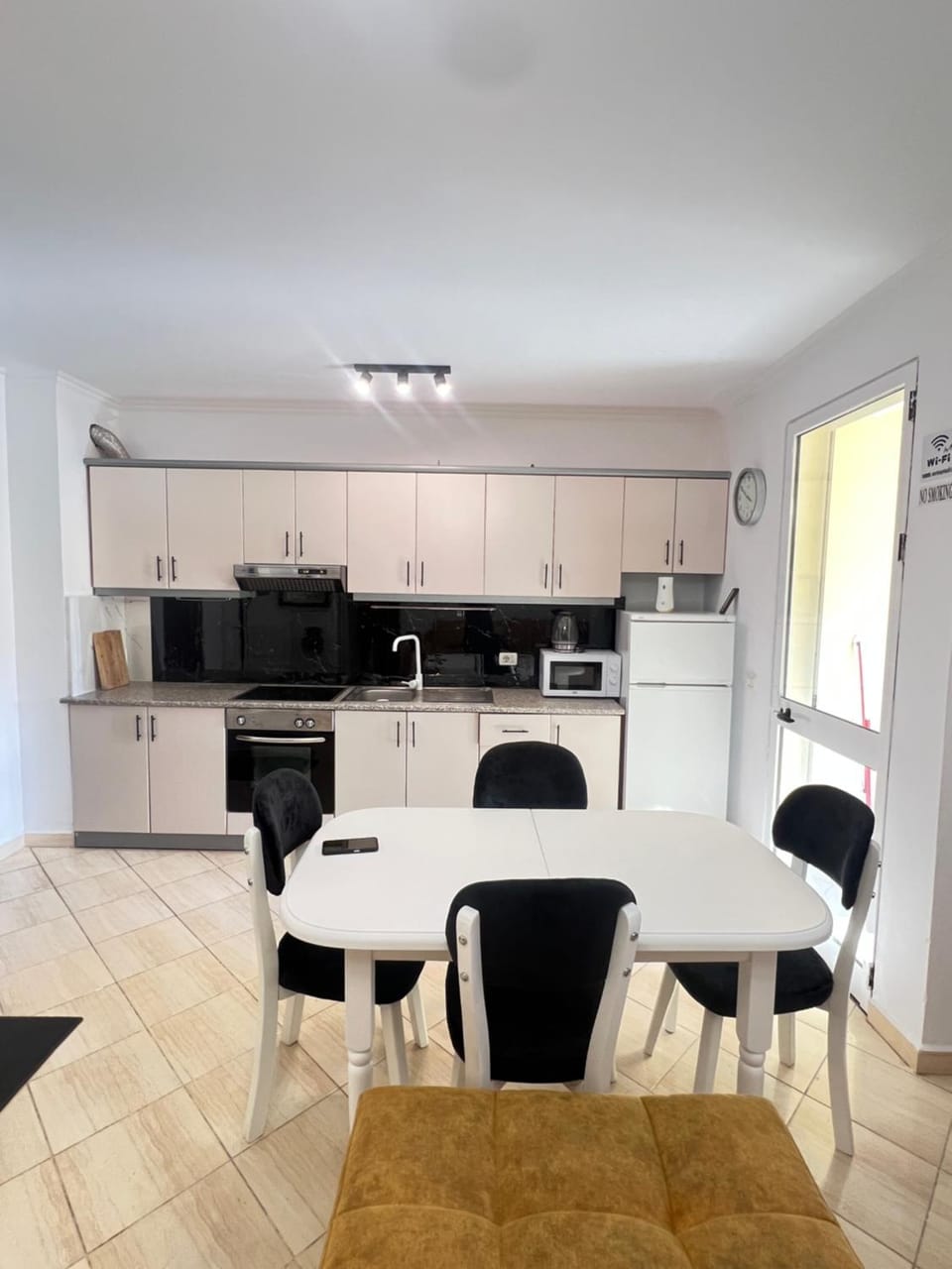 Pishat e Buta Apartment Golem Apartment in Tirana County, Albania
