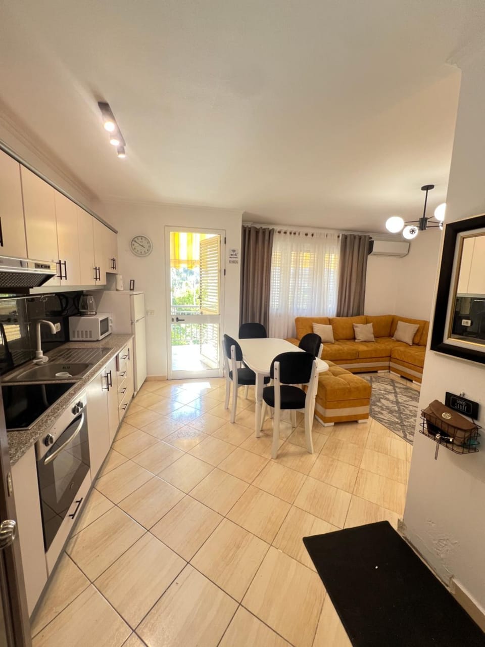 Pishat e Buta Apartment Golem Apartment in Tirana County, Albania