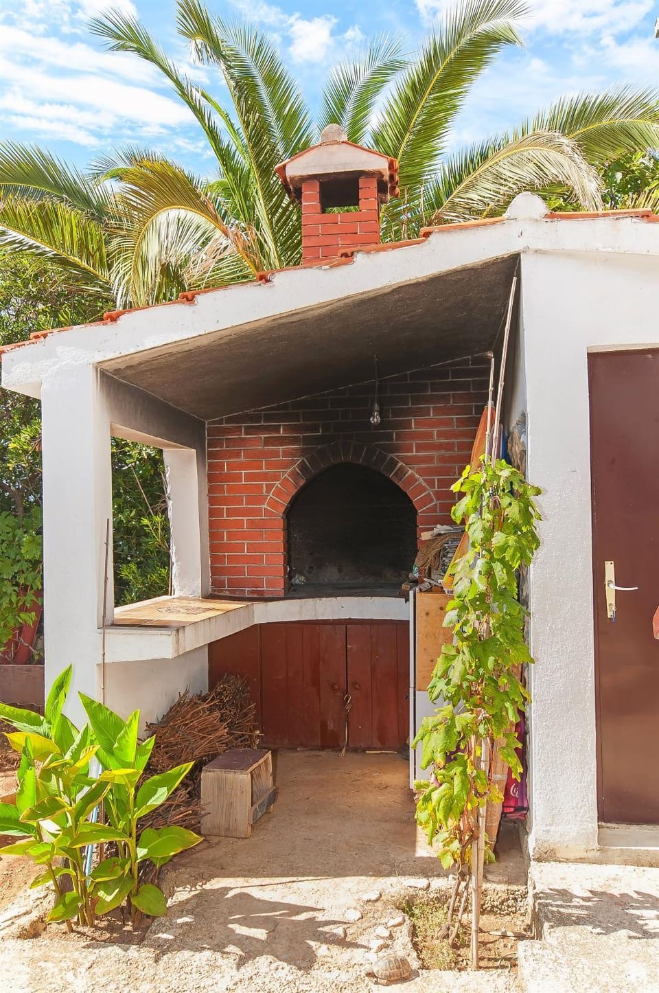 BBQ facilities, Other