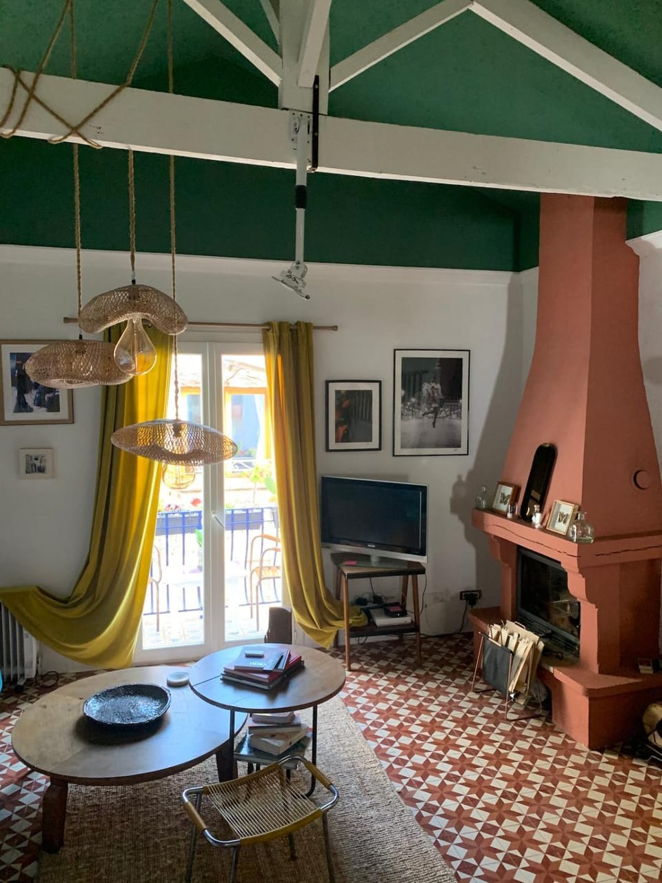 Atypical village house in Vence House in Vence