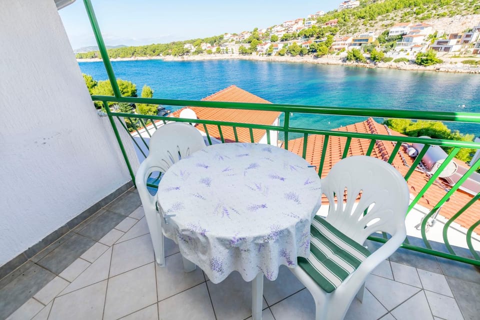 Property building, Day, View (from property/room), Balcony/Terrace, Sea view, Location