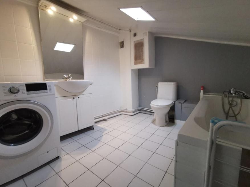 Toilet, Bathroom, washing machine