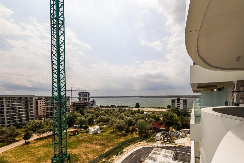View (from property/room), Lake view, Sea view