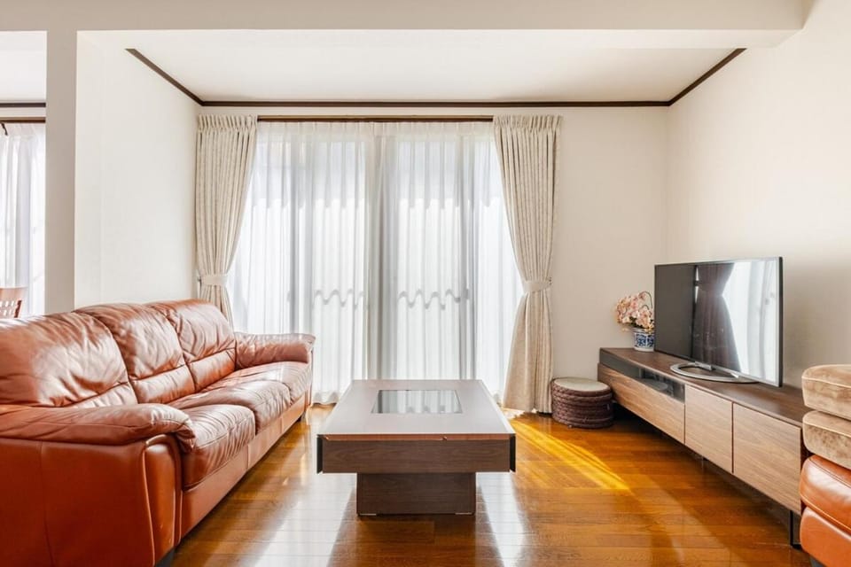鳥山広々な空間無料駐車場一台 House in Nagoya