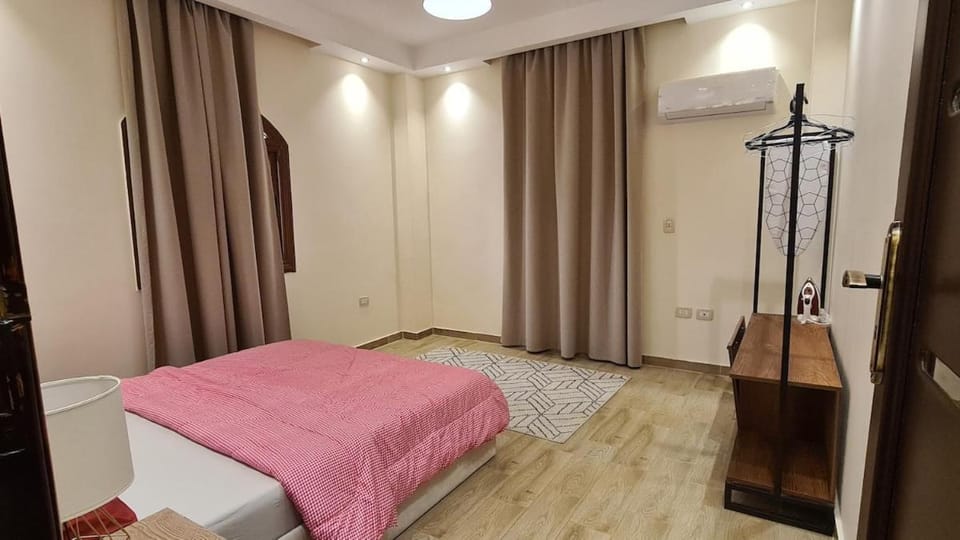 Delight R beside Rehab & airport- families only Apartment in New Cairo City