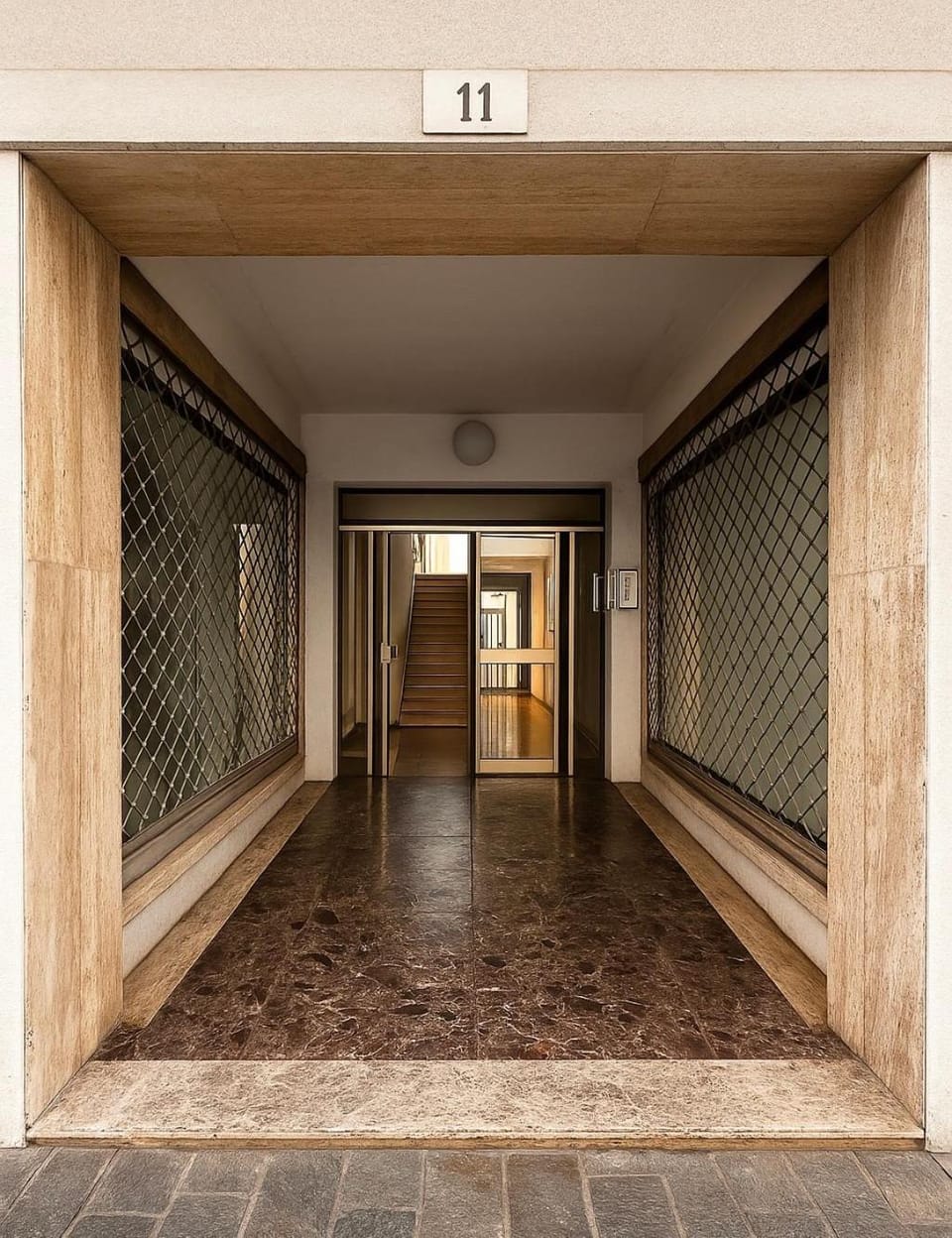 Property building, Facade/entrance