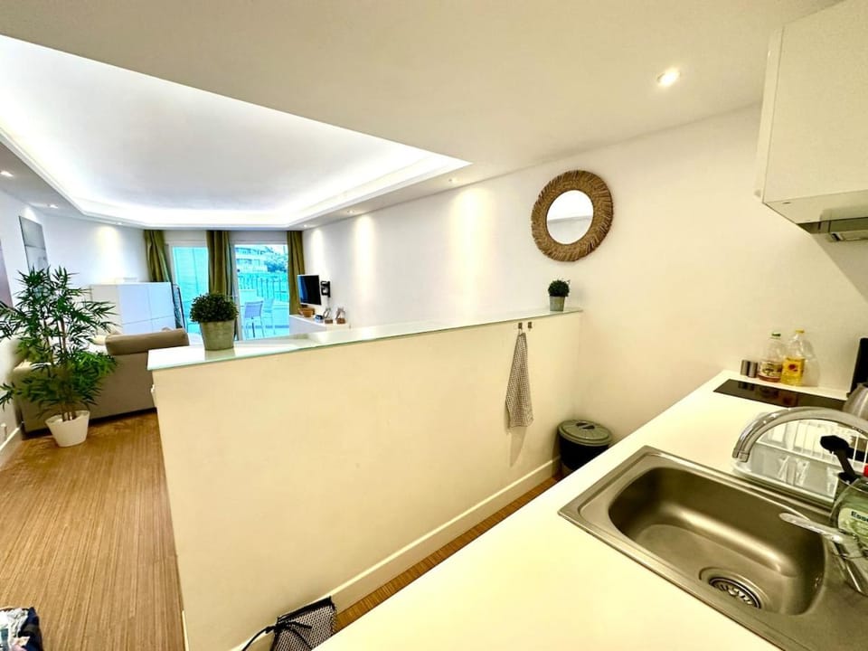 Beautiful Sea View Apartment & Direct Pool Access Apartment in Serra de Tramuntana