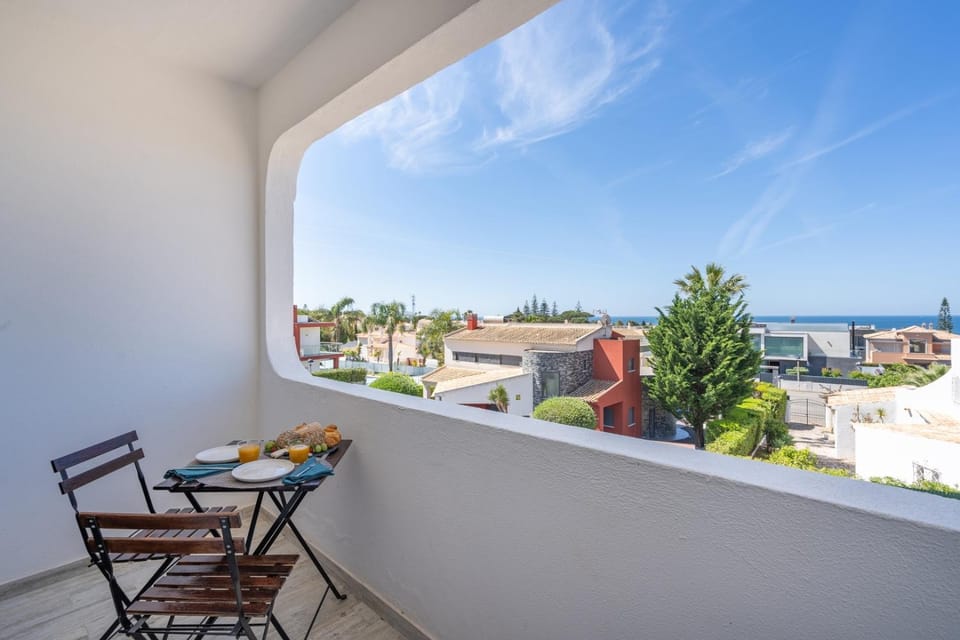 Patio, View (from property/room), Balcony/Terrace, Dining area, Sea view