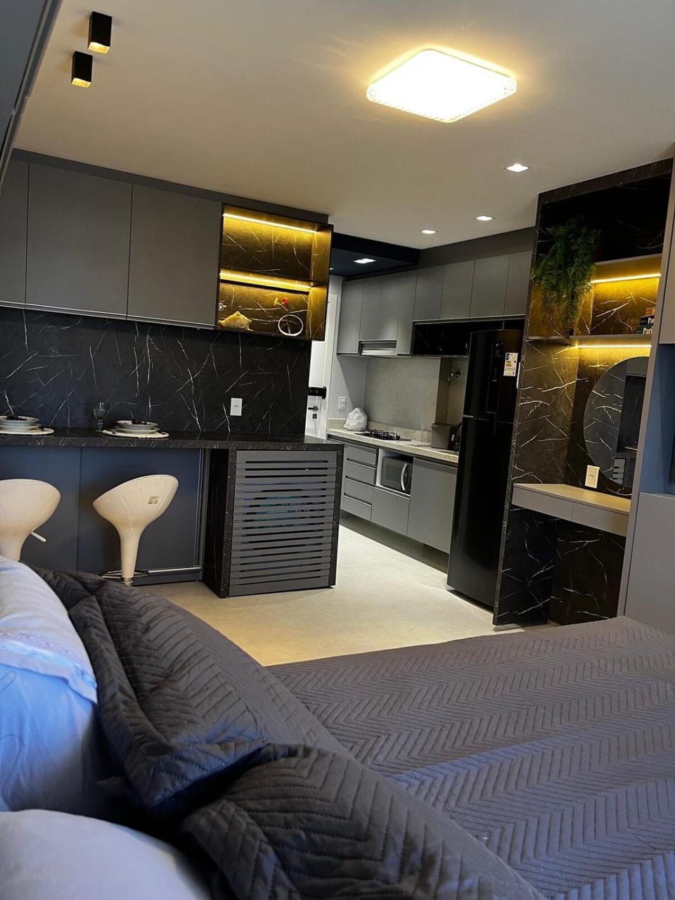 Estúdio novo com mobília completa Apartment in State of Bahia