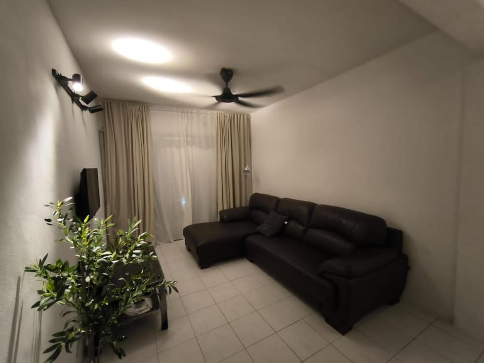 Hermoso Bukit Beruntung Apartment in Selangor, Malaysia