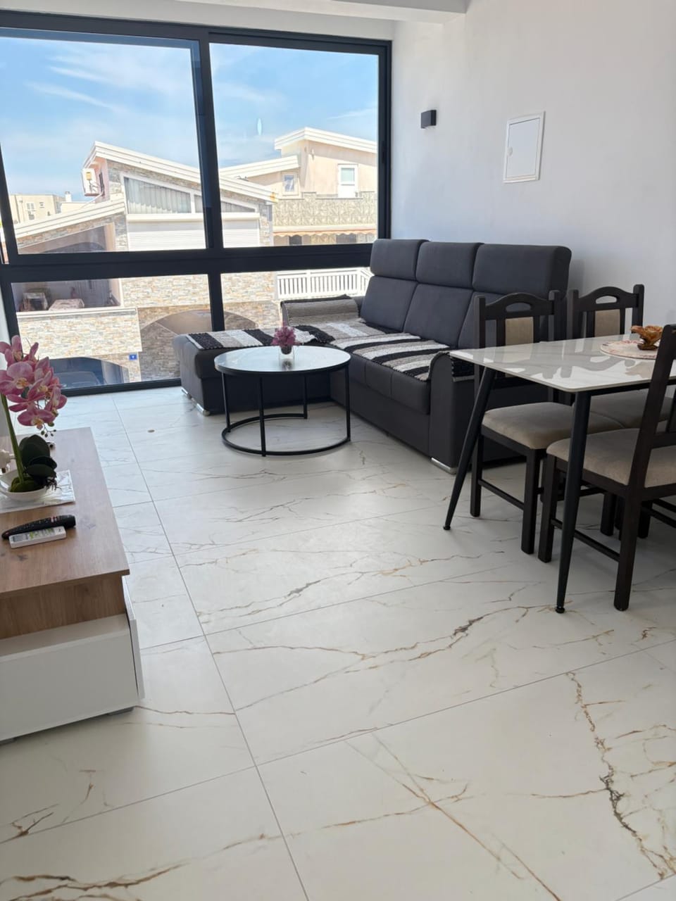 View (from property/room), Living room, Dining area