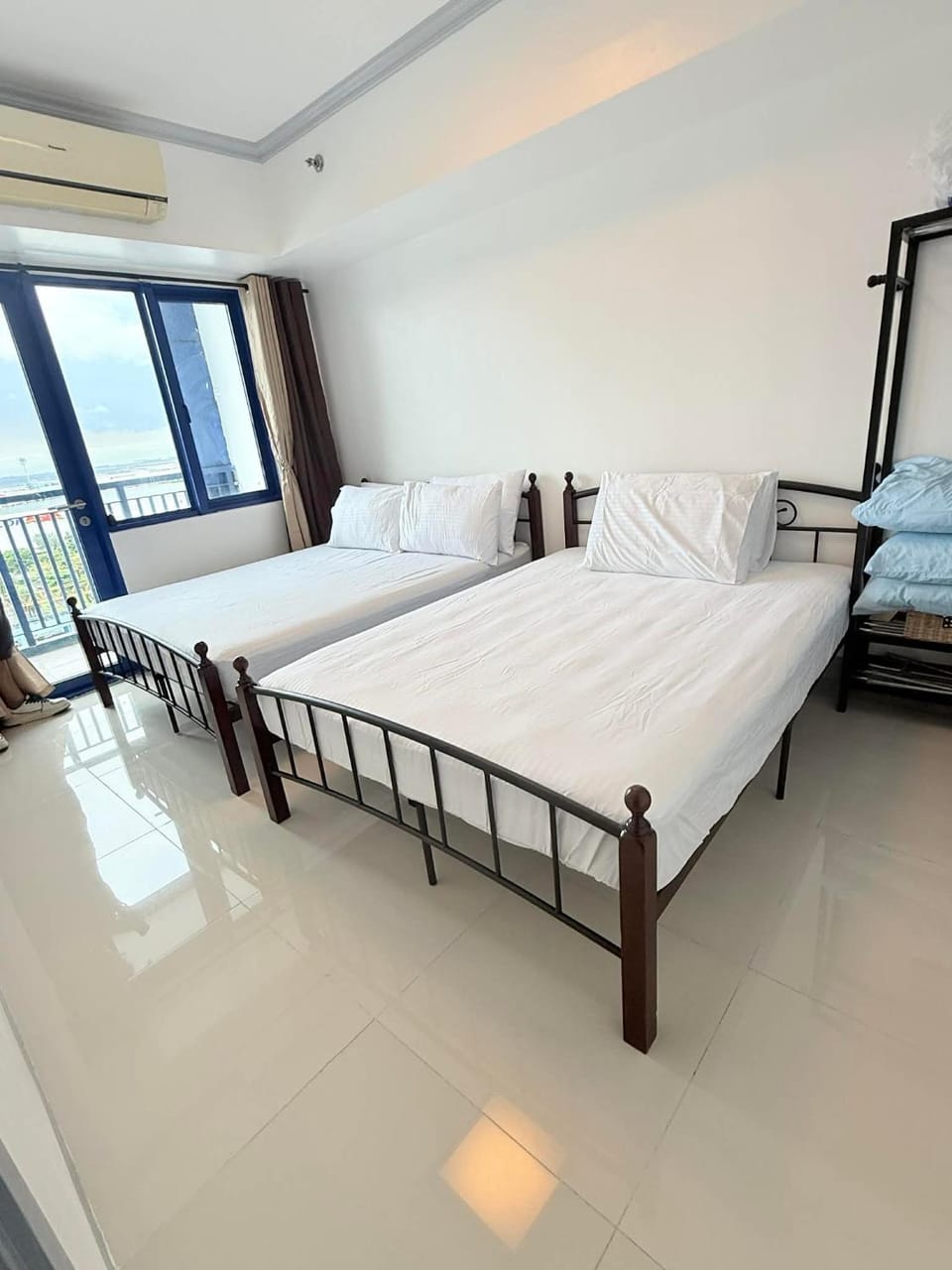 Zion Staycation at Sea Residences Apartment hotel in Pasay