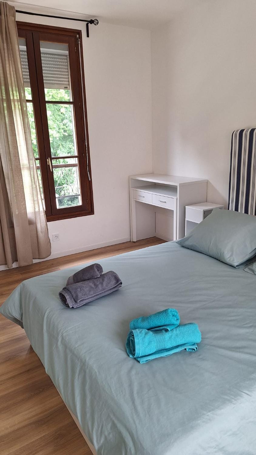 Apartment for 6 people CDG and Asterix parc Apartment in Île-de-France