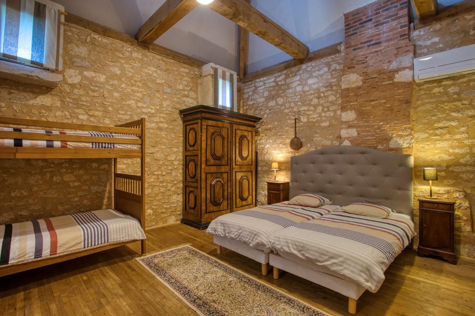 Property building, Living room, Bedroom