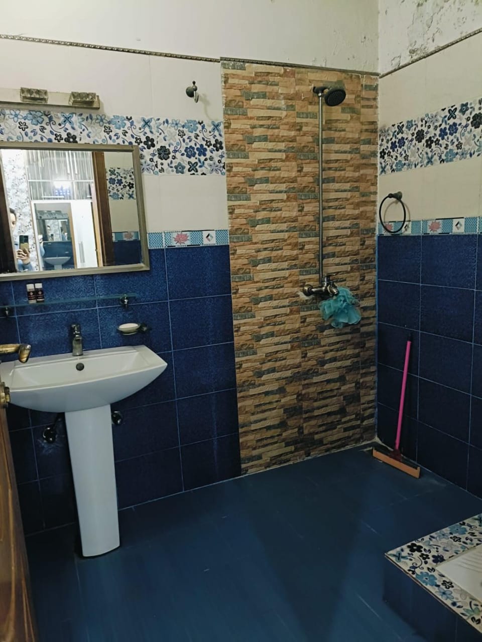Shower, Property building, Bathroom
