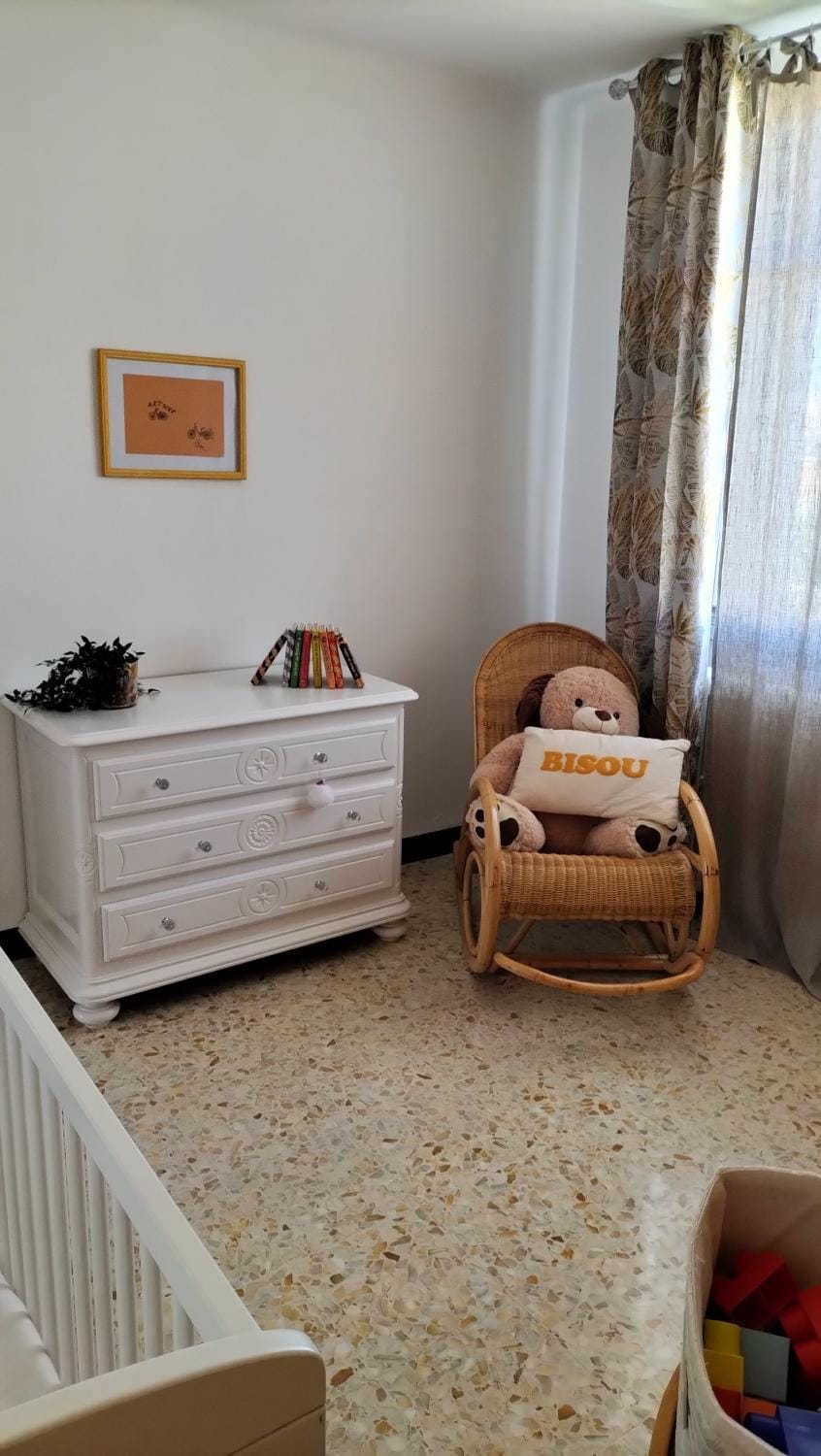 cot