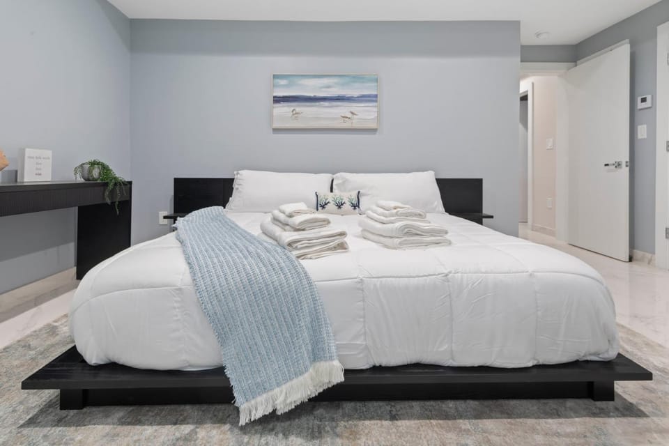 Ammos Luxury Living- Corfu Suite Apartment in Ventnor City