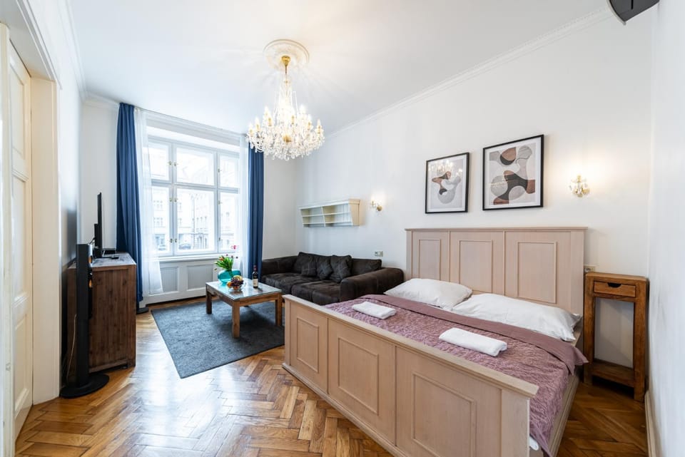 Bed, Living room, Bedroom