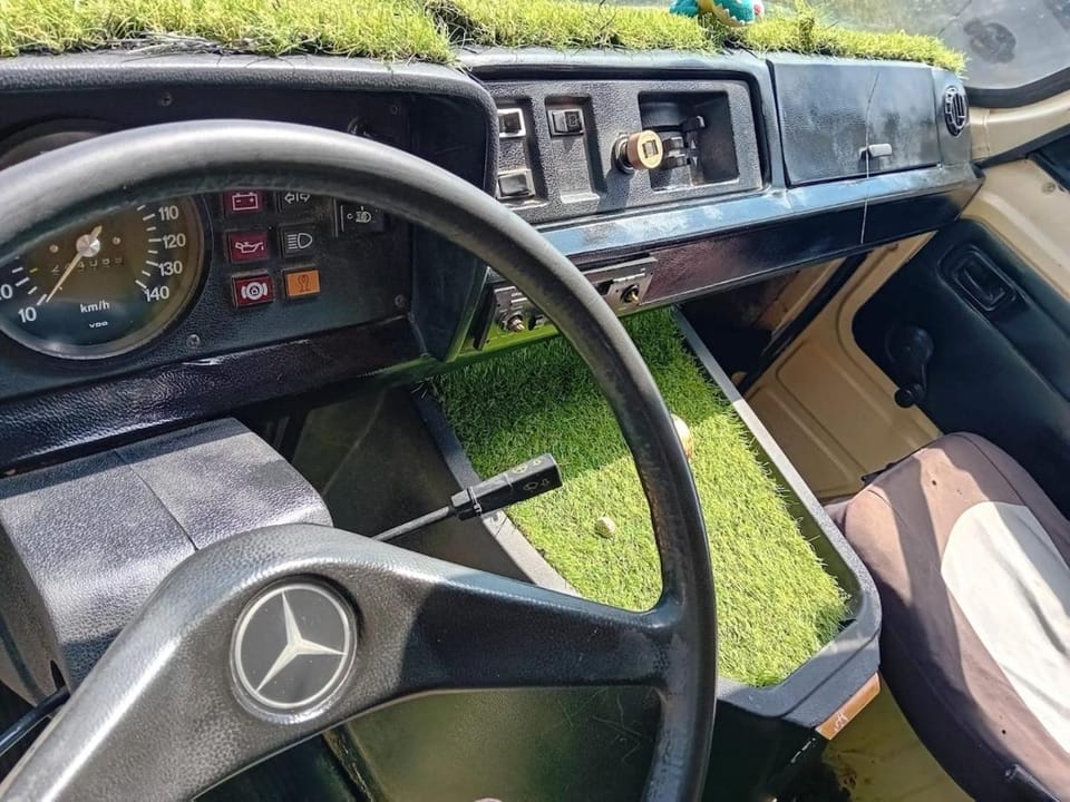 Vintage Camper Van Explore Driving Mallorca - full equip Apartment in Palma
