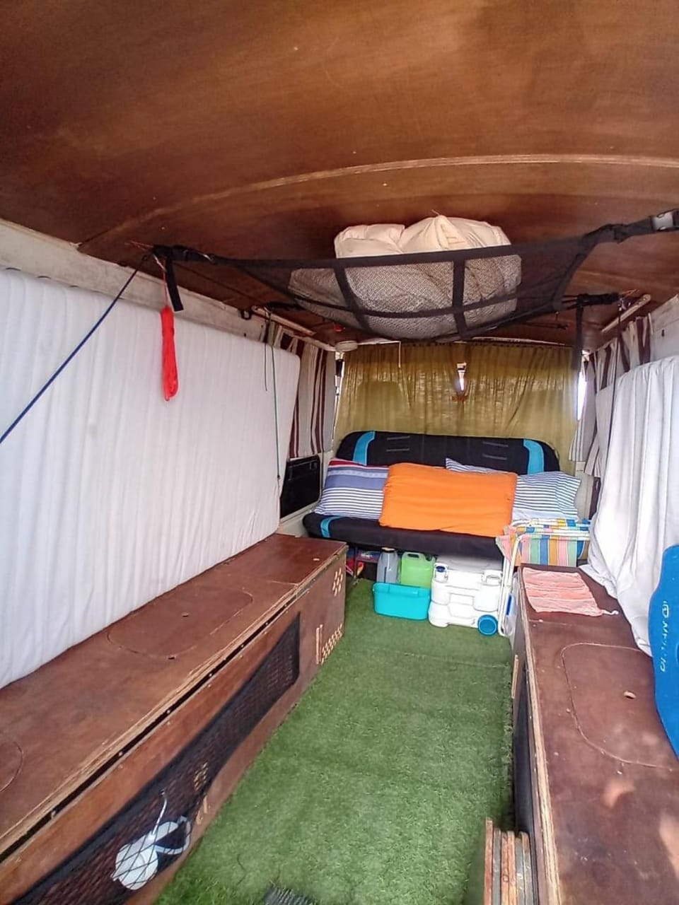 Vintage Camper Van Explore Driving Mallorca - full equip Apartment in Palma
