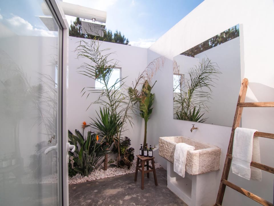 Garden, Open Air Bath