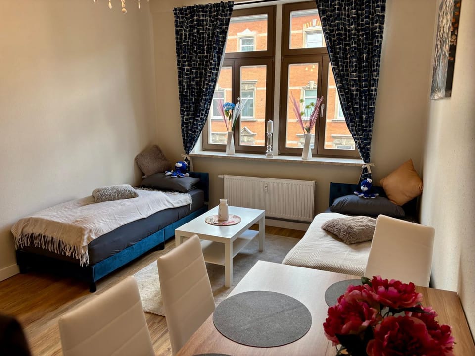 Living room, Bedroom