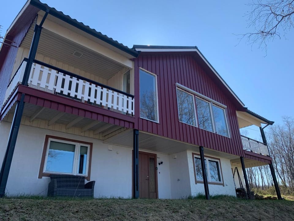 Property building, Balcony/Terrace