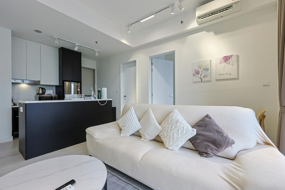 Kitchen or kitchenette, Living room, air conditioner