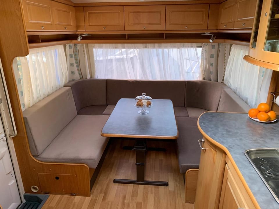 Przyczepa kempingowa Happy Place Hel - Camping Kormoran Campground/ 
RV Resort in Pomeranian Voivodeship