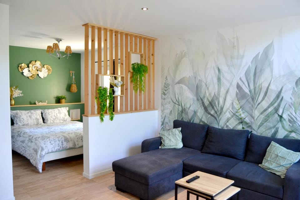 Living room, Bedroom