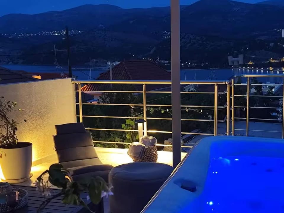 Hot Tub, Sea view, sunbed