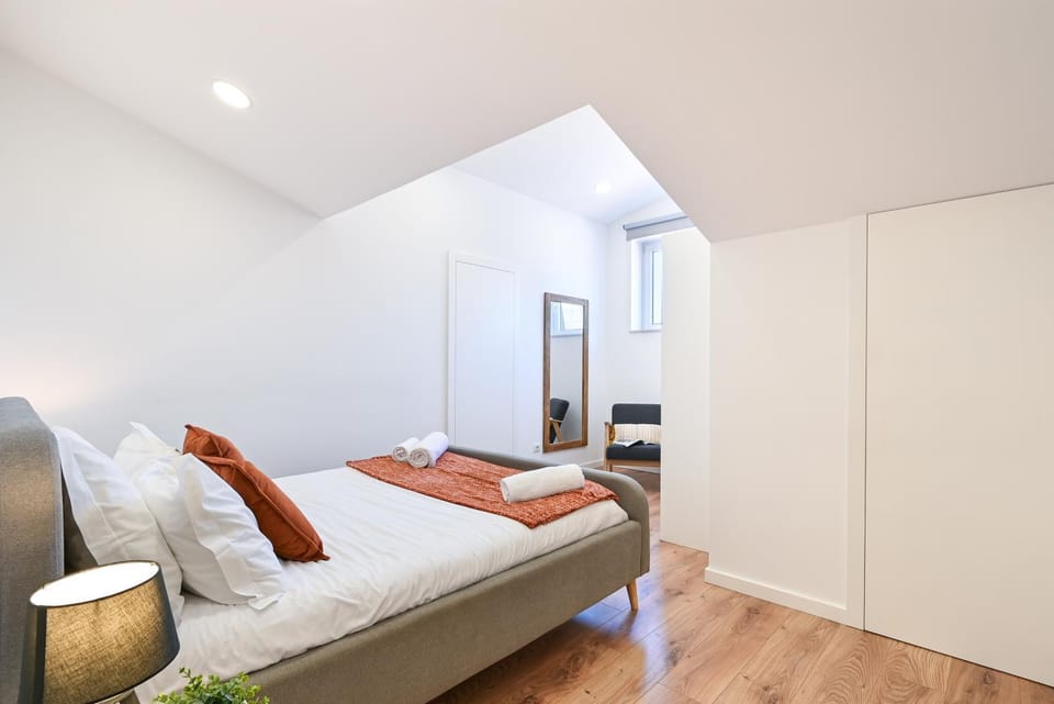 Bed, Bedroom