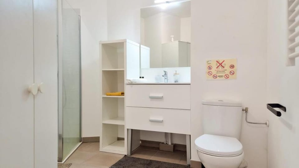 Toilet, Bathroom