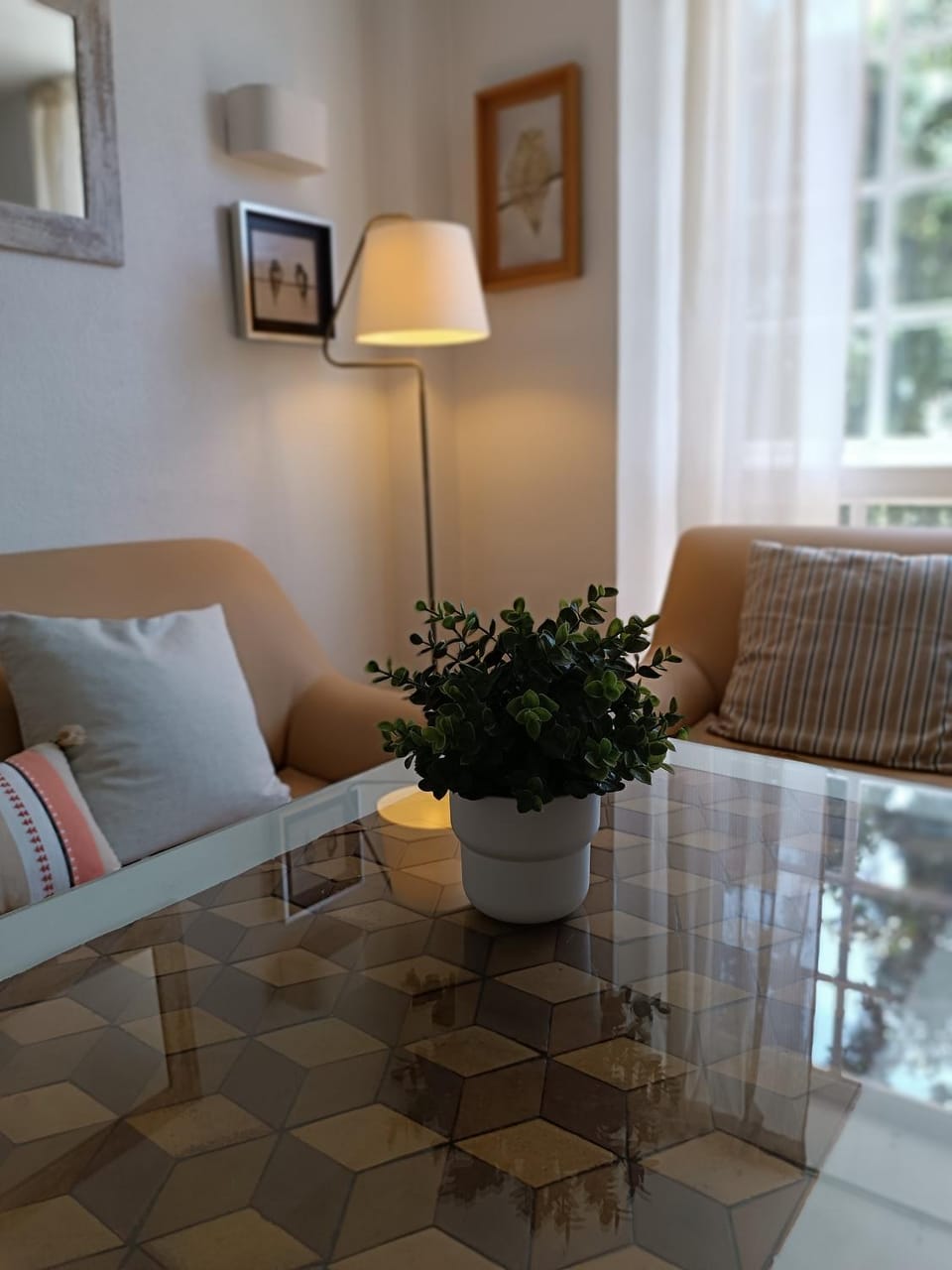 Living room, Decorative detail