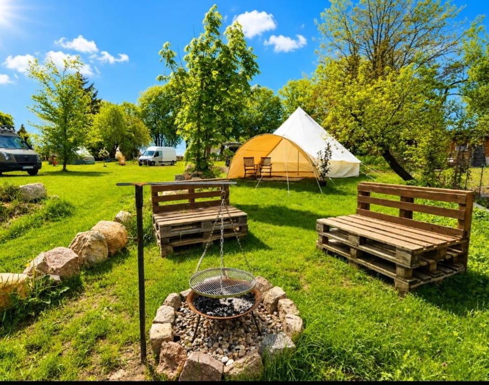 Naturcamping #Tipi #Zelt #Jurte #Glamping in der Seenplatte MST Mecklenburgische Seenplatte #Mecklenburg-Vorpommern Luxury tent in Mecklenburgische Seenplatte