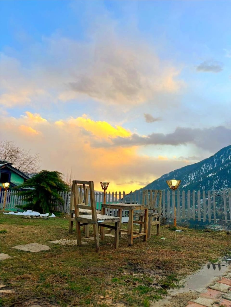 KAIRA HUTs Luxury tent in Manali