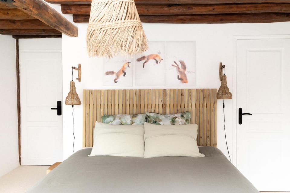 Bed, Bedroom