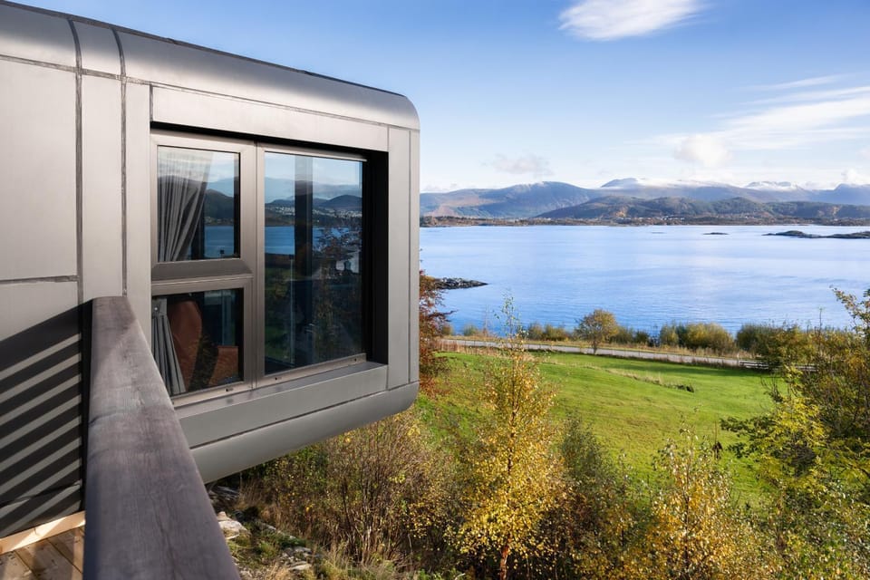 Property building, Mountain view, Sea view