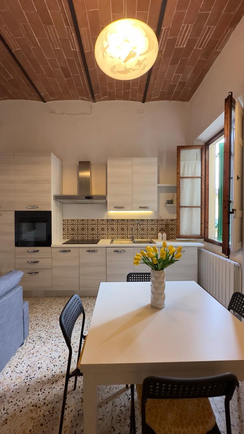 Kitchen or kitchenette, Living room