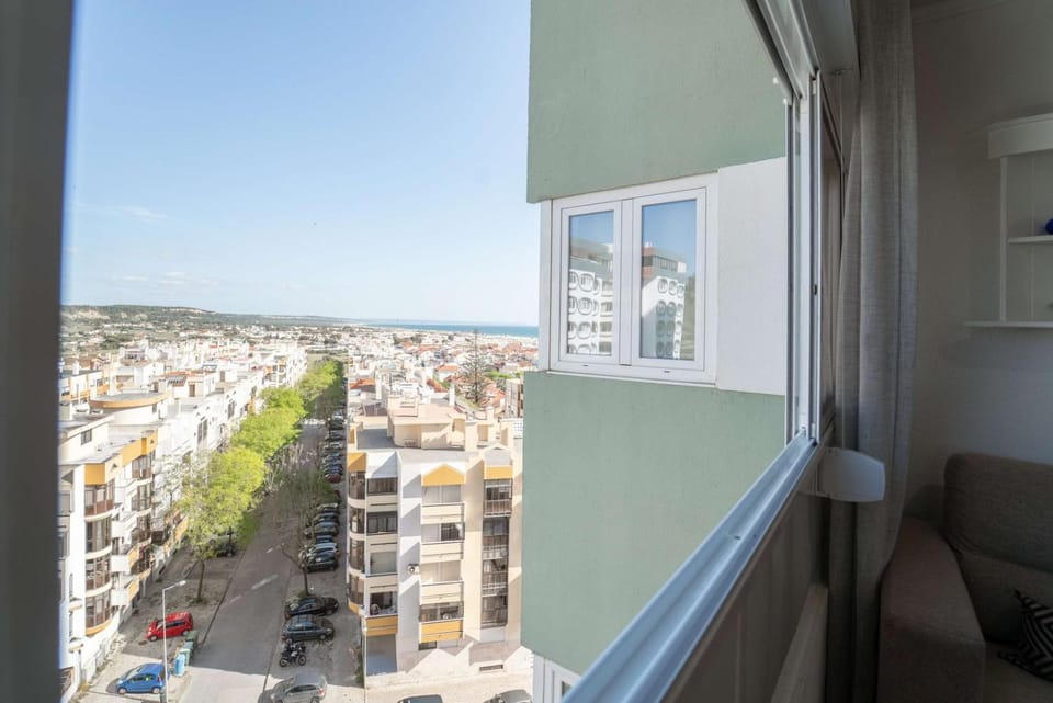 2BR Apartment near Costa da Caparica Beach | By Airnest Apartment in Costa da Caparica