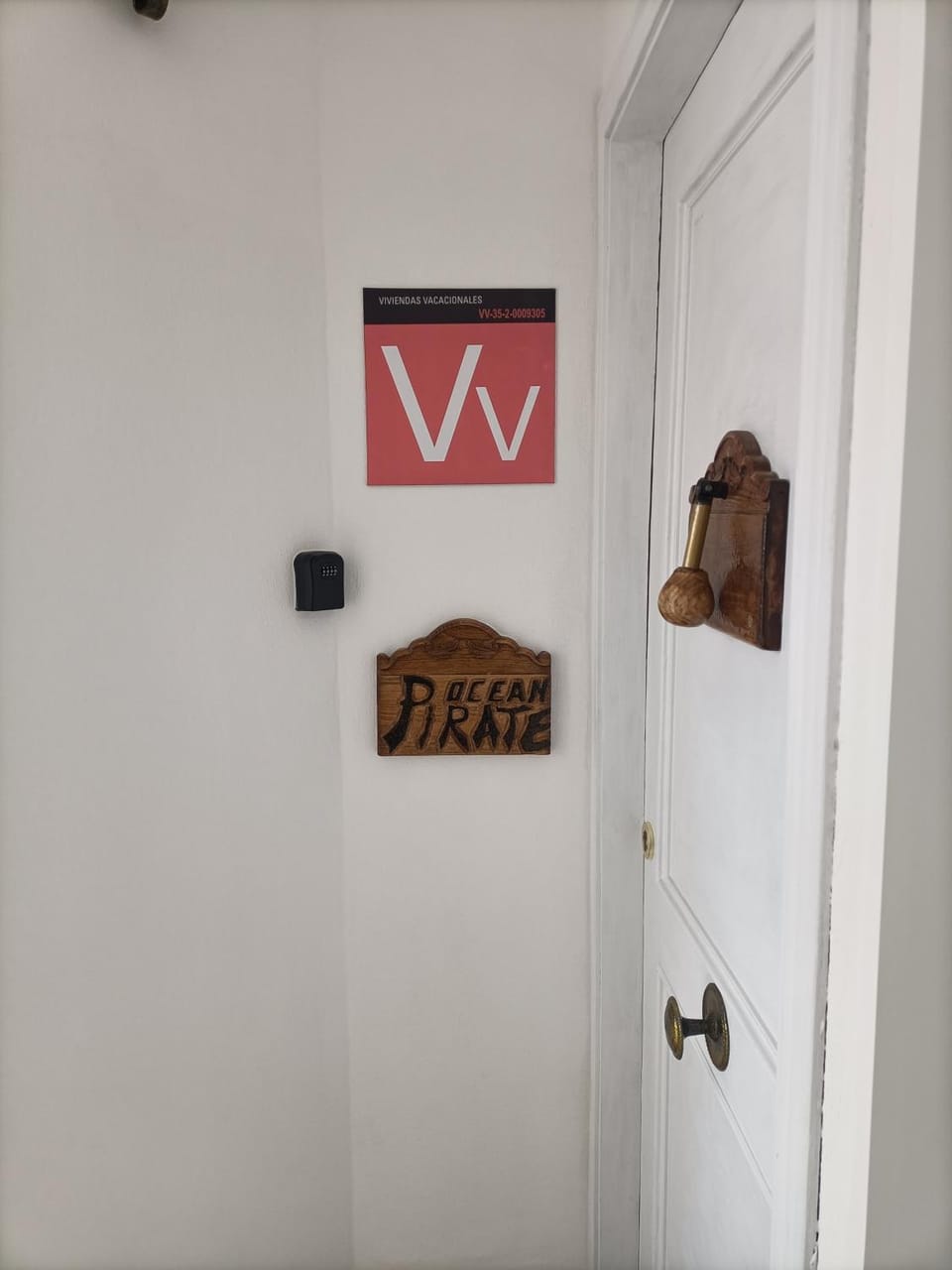 Facade/entrance, Property logo or sign