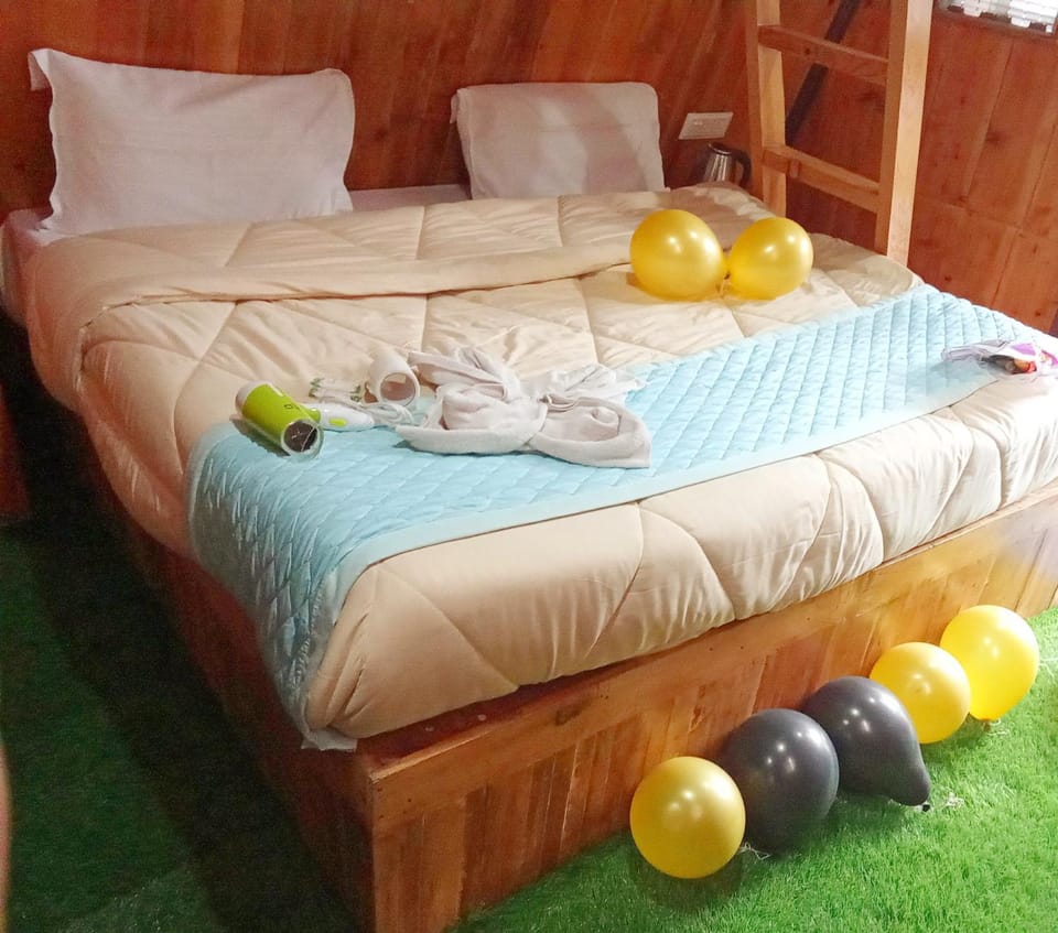 Kaira huts Campground/ 
RV Resort in Manali
