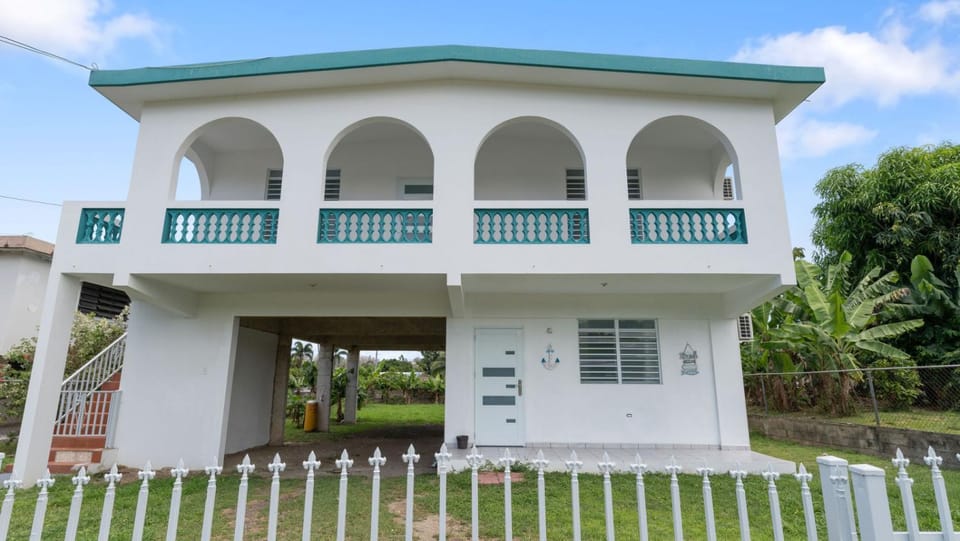 The Tiny Salty Box Studio Apartment in Rincón