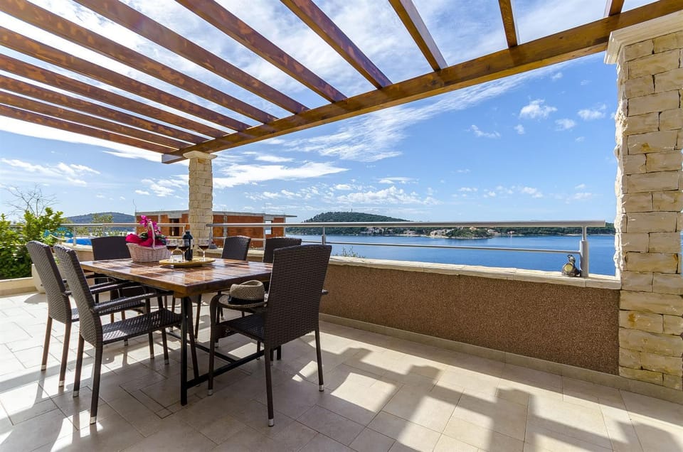 Day, View (from property/room), Balcony/Terrace, Sea view